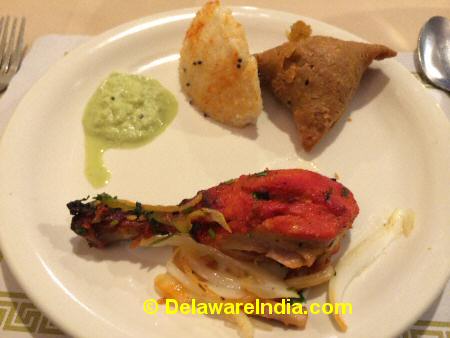 Maharaja Tandoori Chicken, Samosa © DelawareIndia.com